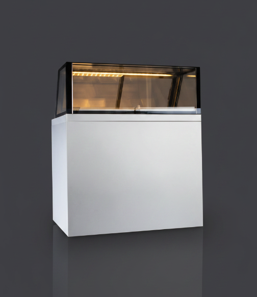 IEC CREAM DISPLAY FREEZERS